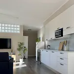 Vespa Azzurra Boutique - Free Parking * Acquaseria