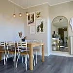 Vespa Azzurra Boutique - Free Parking